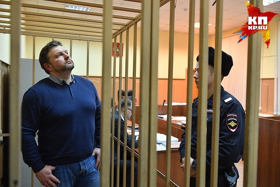 Главная версия от защитников экс-губернатора: это была провокация спецслужб Фото: Михаил ФРОЛОВ