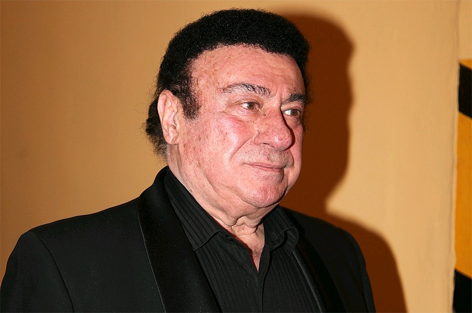 Певец Зураб Соткилава перед началом церемонии вручения наград "Золотой орел", 2011 год. Фото: Лариса КУДРЯВЦЕВА/ЭГ