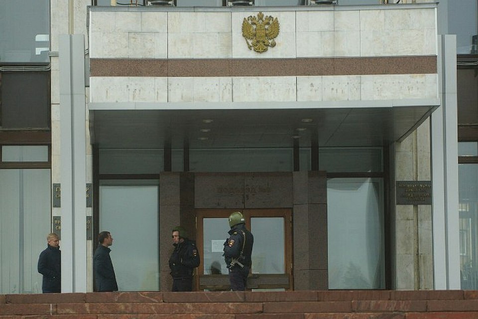 Террористы не обошли вниманием и правительство области Фото: Алексей БУЛАТОВ