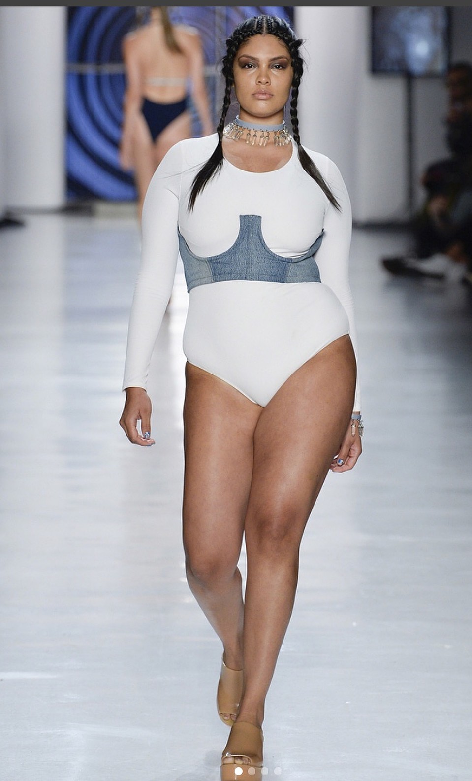 Фото Chromat