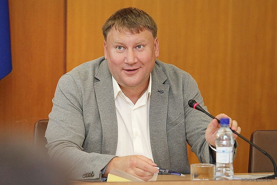Новый сити-менеджер Пскова Александр Братчиков. Фото: Пресс-служба Псковского областного Собрания депутатов