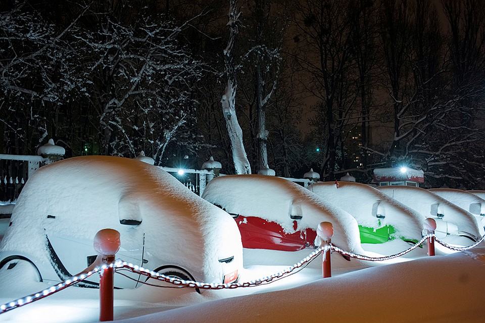 На днях Киев завалило снегом Фото: REUTERS