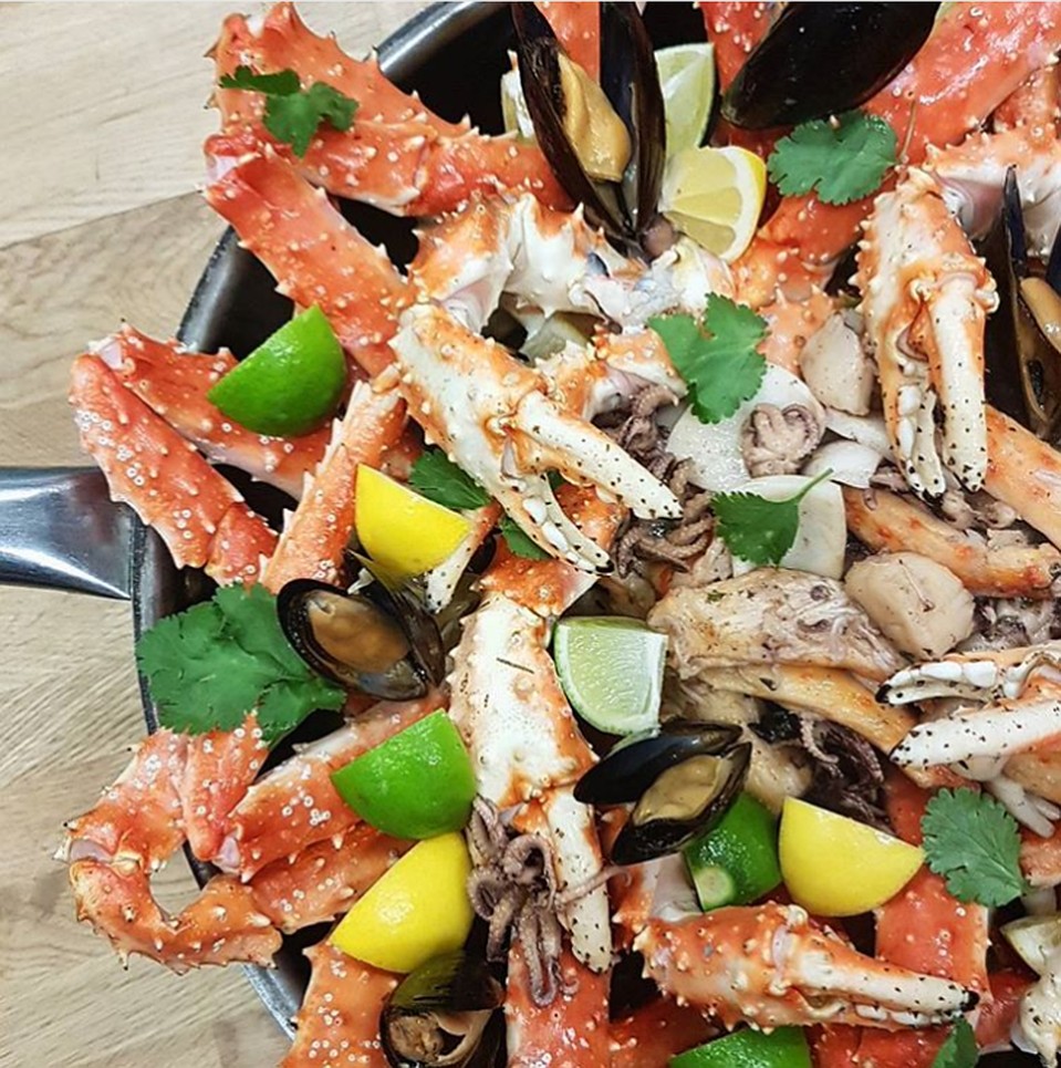 «Самое вкусное фото»: «Держи краба». Фото: Александр АВЕРИН
