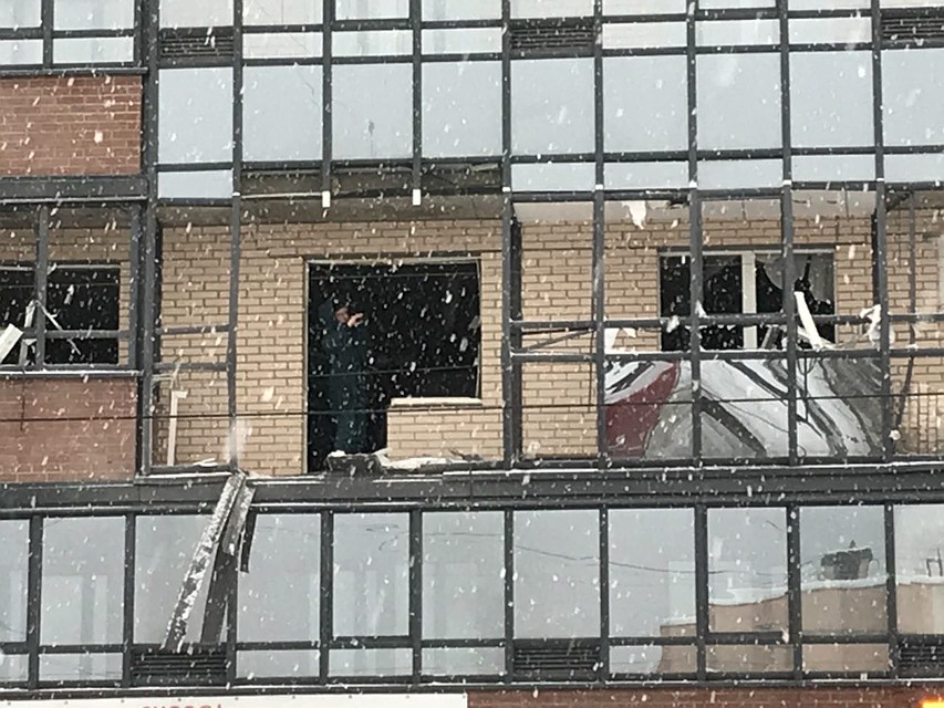 Взрывной волной повыбивало окна Фото: Олег ЗОЛОТО