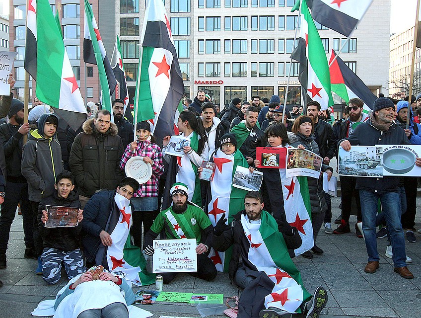Митинг беженцев из Сирии в центре Франкфурта. Фото: GLOBAL LOOK PRESS