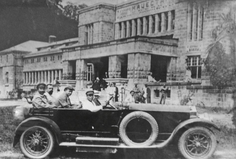 Семен Буденный и Ян Фабрициус в Мацесте. 1925 год. Фото: Архив ФСО РФ