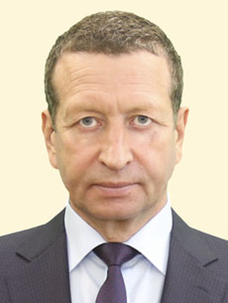 Александр Оводков кроме "депутатского миллиона" выделяет на нужды образования личные средства Фото: Игорь ДОКУЧАЕВ