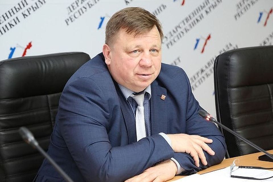 Игорь Лукашев приступил к своим обязанностям в октябре 2017 года. Фото: пресс-служба Госсовета Крыма