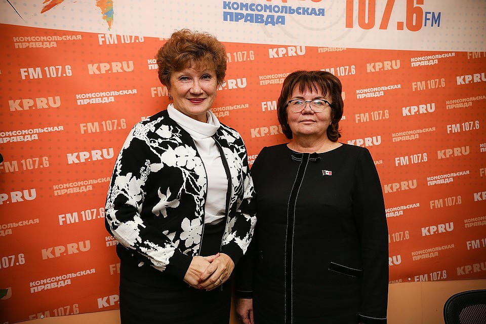 1 ноября Татьяна Карлова, главврач Республиканского наркодиспансера и Надежда Михайлова, зам.председателя Госсовета УР побывали в эфире радио «Комсомольская правда» - Ижевск» (107,6 ФМ). Фото: Диля Ахмадишина