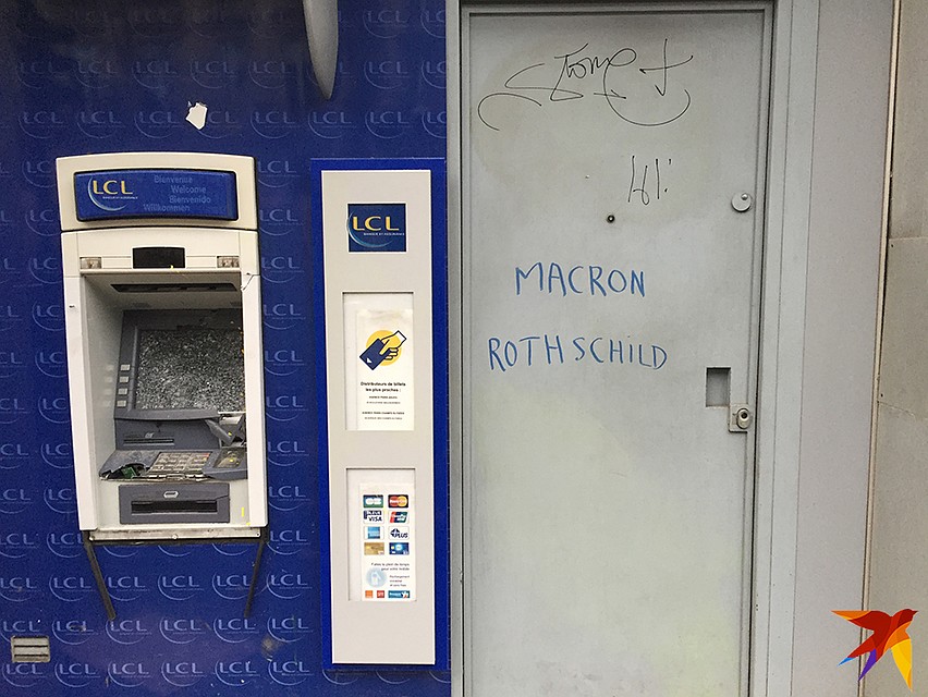 Требования экономические сменились политическими Фото: Дарья АСЛАМОВА