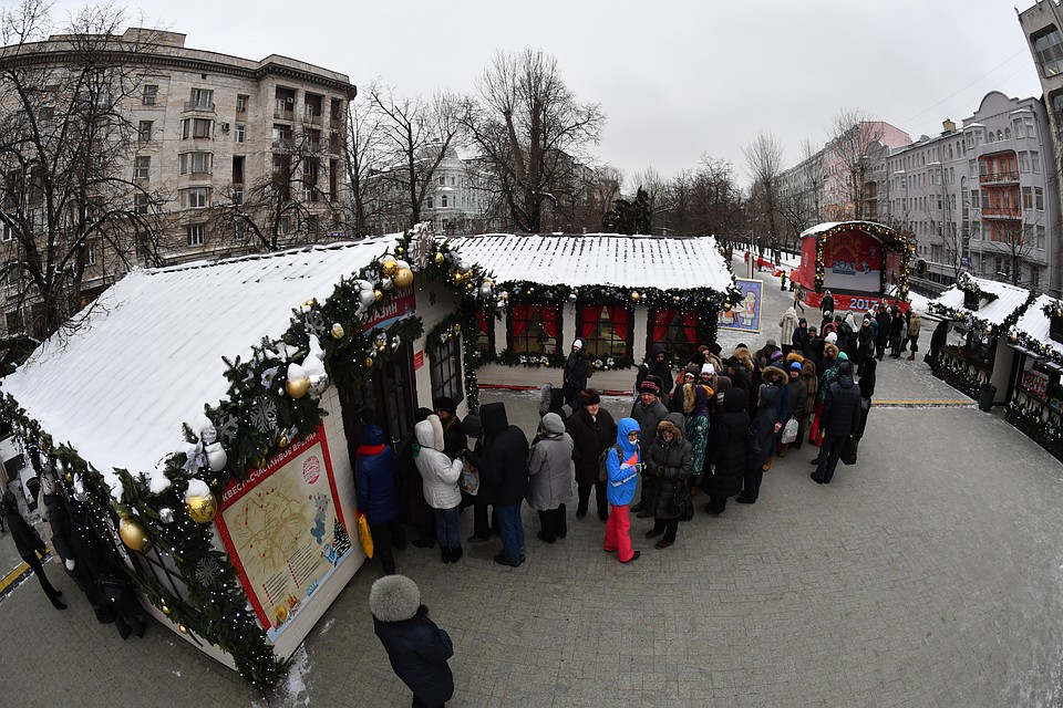 В Перми откроются четыре новогодние ярмарки Фото: Михаил ФРОЛОВ