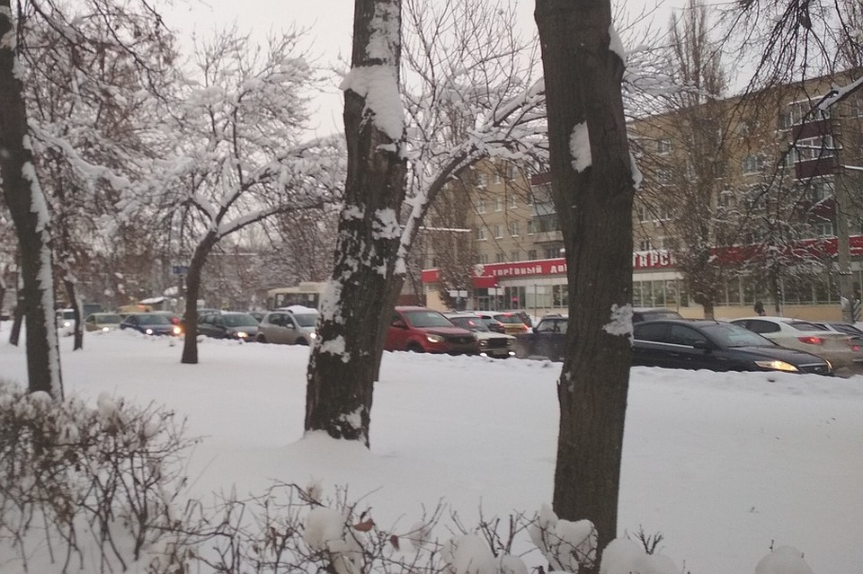 Новогодние пробки в Липецке Фото: Юлия КЛЮЕВА