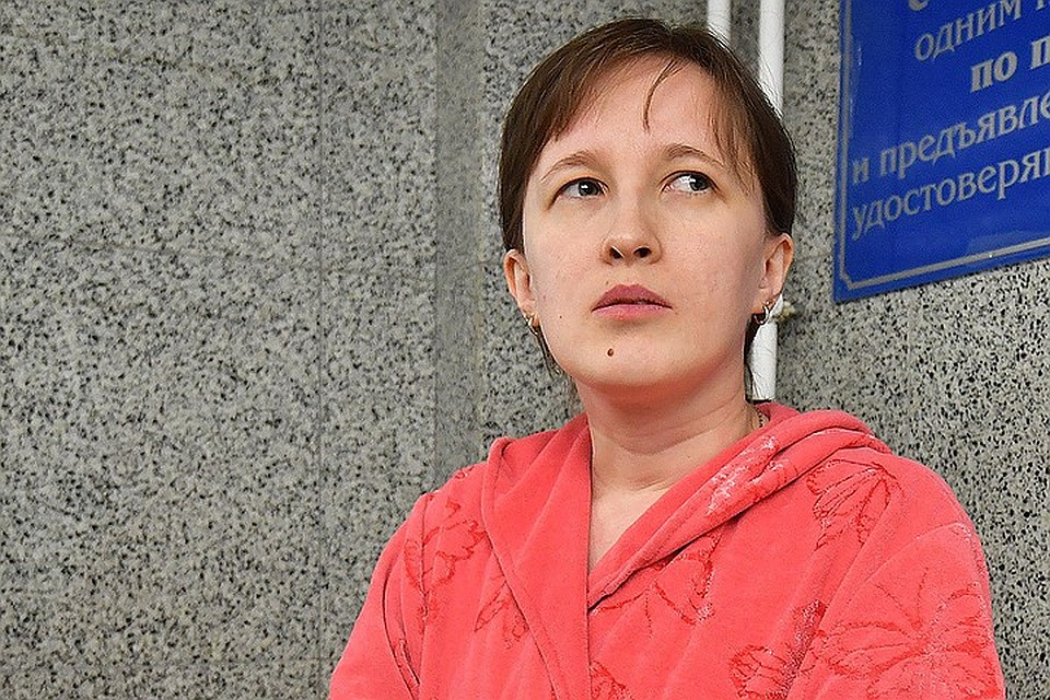 Мама Вани Фокина Ольга во время разговора с журналистами Фото: Виктор ГУСЕЙНОВ
