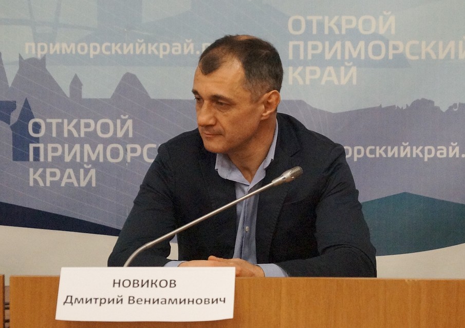 Заведующий неврологическим отделением ГБУЗ «Приморская краевая клиническая больница №1» Дмитрий Новиков. Фото: Анна ПЛЕТНЕВА