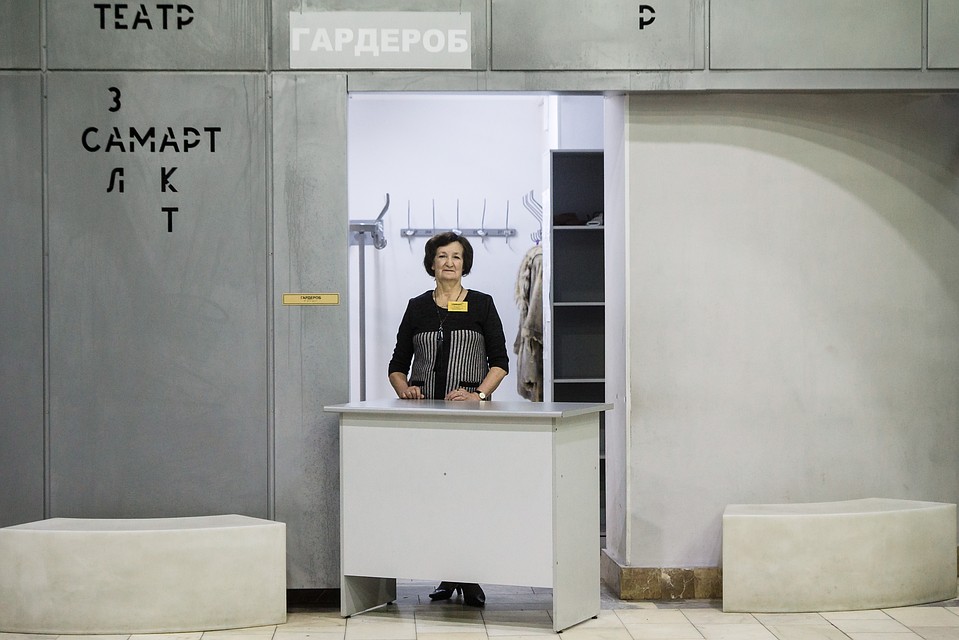 Антонина Забудаева рада, что устроилась в театр Фото: Светлана МАКОВЕЕВА