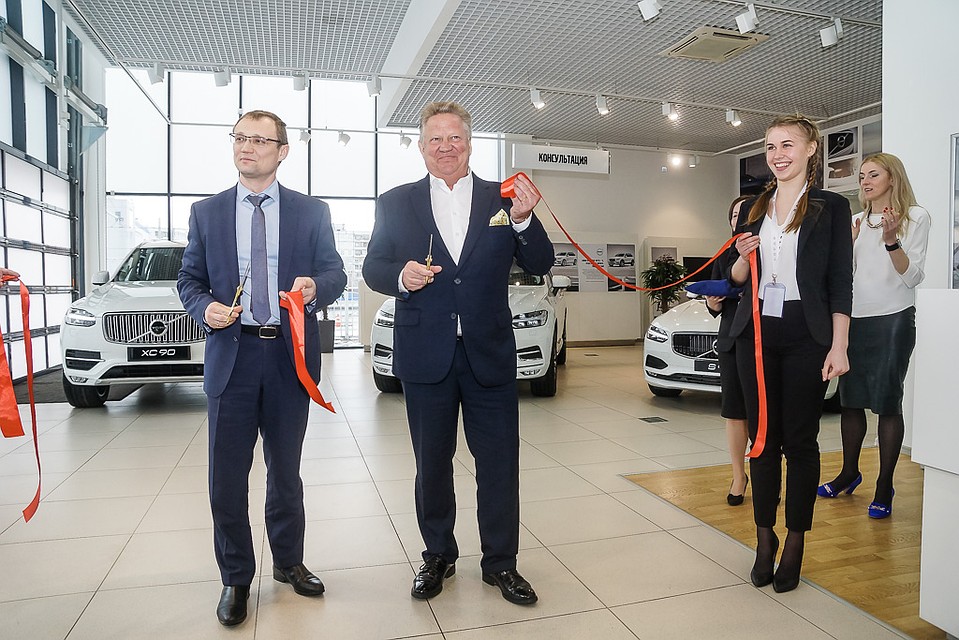 До конца года в "Самара-Авто" готовятся продать до 70 автомобилей Volvo Фото: Светлана МАКОВЕЕВА