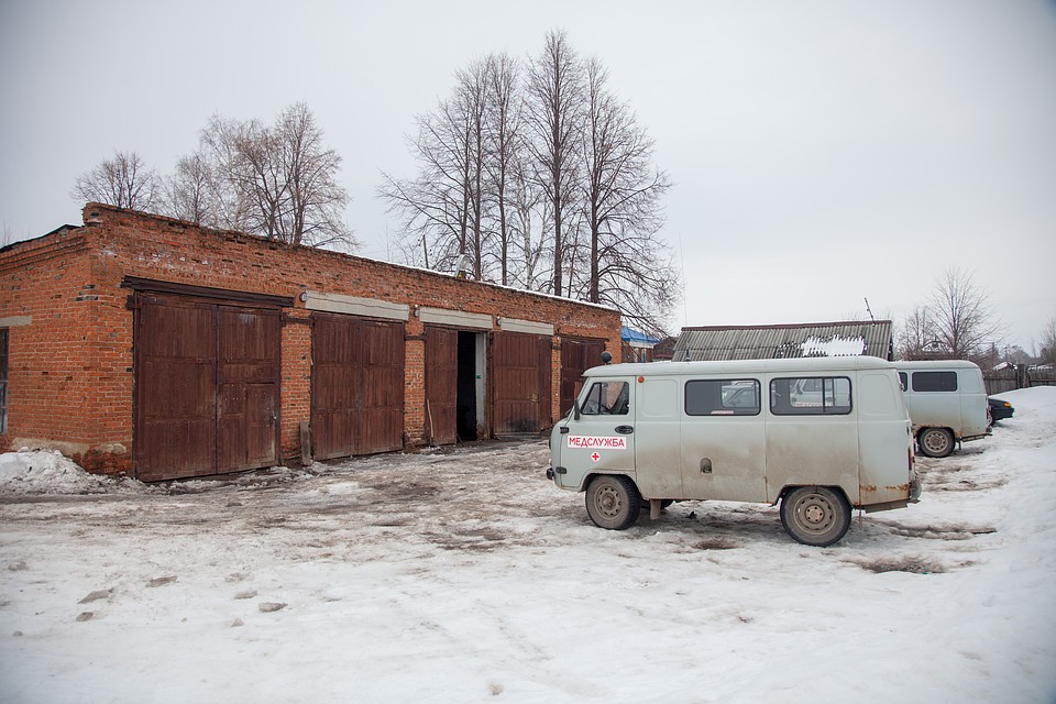 Администратор пыталась вызывать «скорую», но единственная в городе бригада уехала на другой вызов. Фото: Николай ОБЕРЕМЧЕНКО