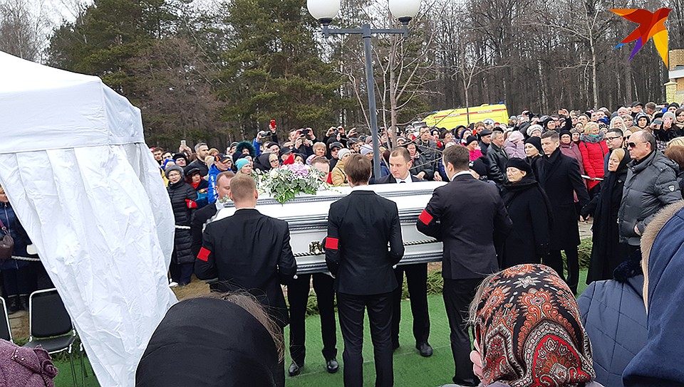 В Москве попрощались с певицей Юлией Началовой Фото: Владимир ВЕЛЕНГУРИН