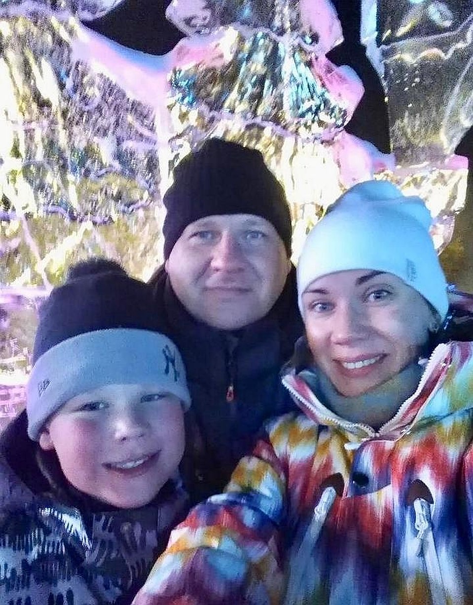 Это последнее совместное фото мальчика с родителями. Фото: личный архив семьи Никулиных