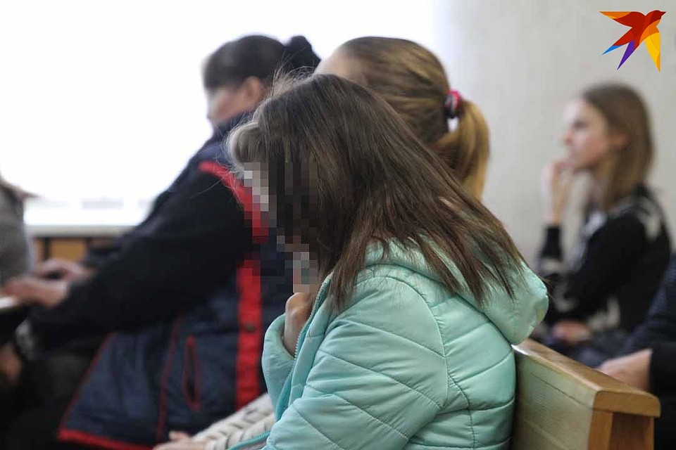 По словам пострадавших девочек, поводом для удара мог стать беспорядок в комнате, грязные носки или плохая оценка Фото: Микита НЕДАВЕРКОВ