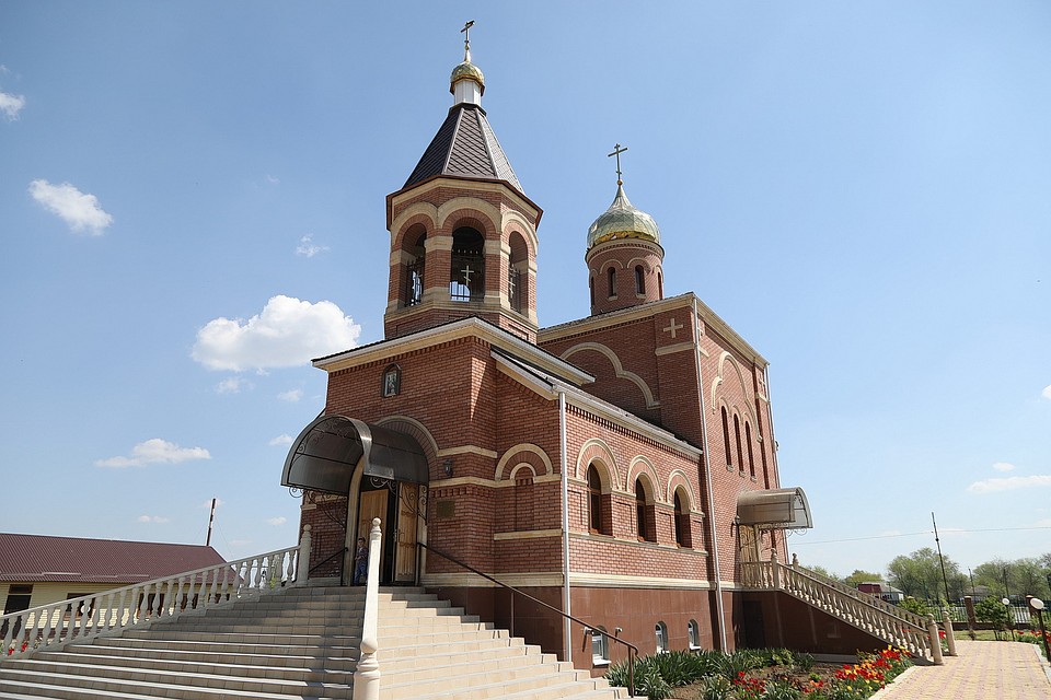 Сельский храм