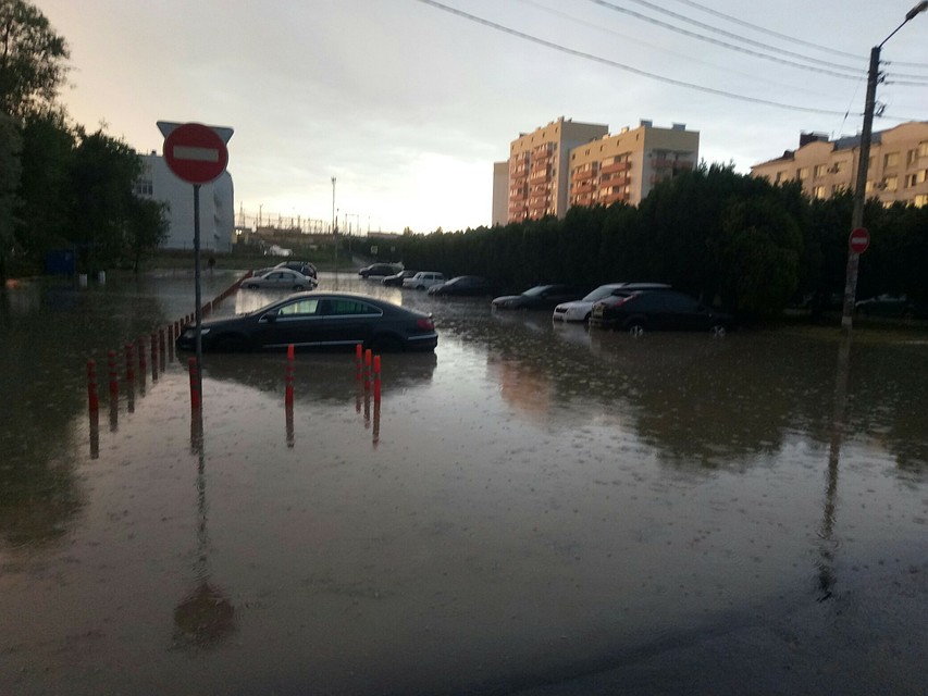 Район Казачьей бухты в Севастополе тоже затоплена. Фото: Автопартнер Крым / ВКонтакте