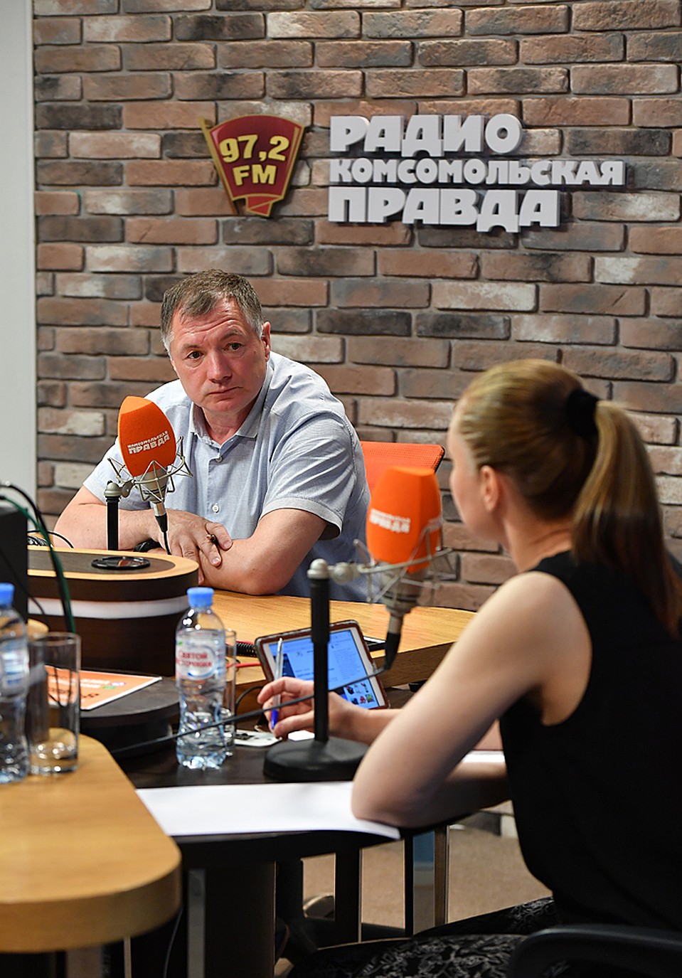 В эфире Радио «Комсомольская правда» (97,2 FM) глава Стройкомплекса столицы ответил на самые интересные и важные вопросы Фото: Иван МАКЕЕВ