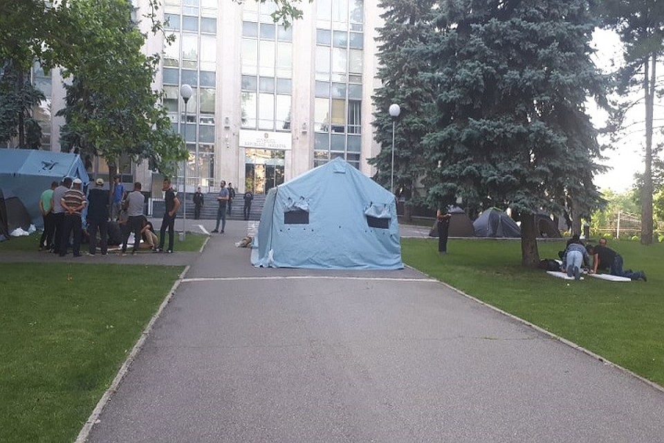 Протесты продолжаются. Фото: Леонид РЯБКОВ