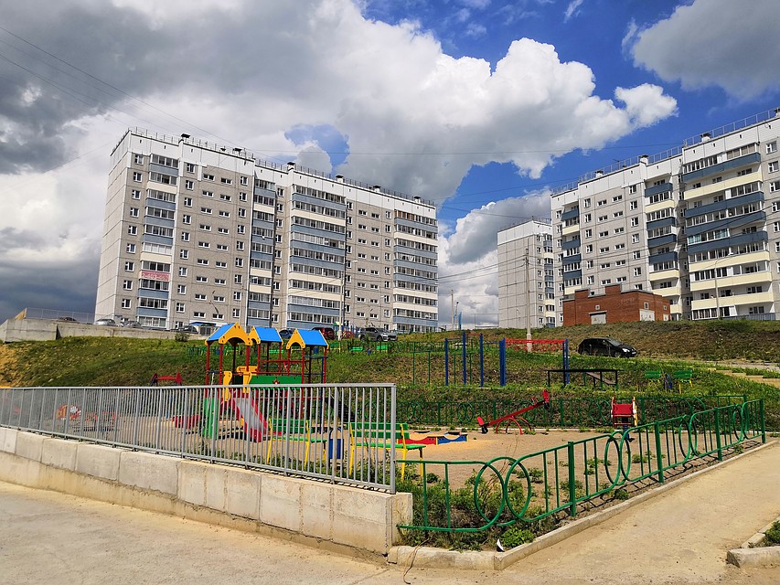Зеленая зона в микрорайоне Солнечный Фото: Ася ЖУКОВА