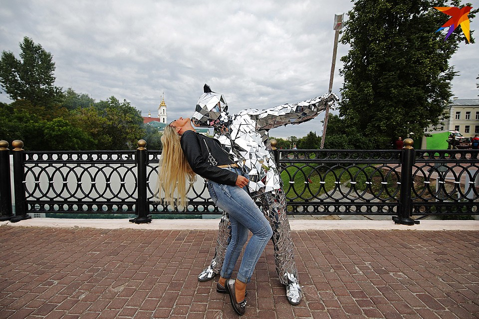 В Витебске царит атмосфера любви. Фото: Павел МАРТИНЧИК