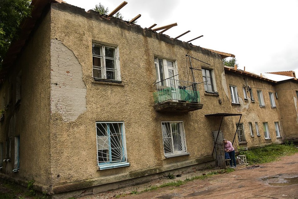 Дом на улице Грибоедова. Горе от капремонта. Фото: Алена МАРТЫНОВА