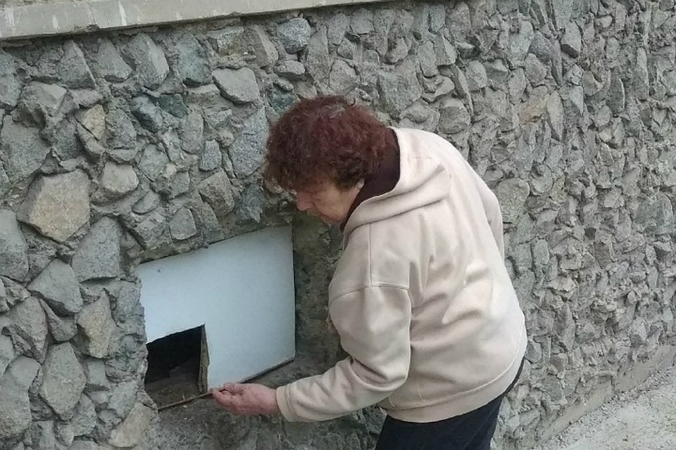 Вход остался только под квартирой Тамары Валковой. По словам женщины, отстаивала она его через прокуратуру Фото: Маргарита МАХОНИНА