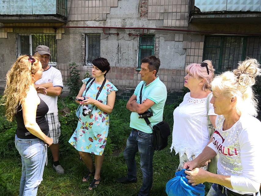 Проблемы собачьих стай нужно решать, но не подобным способом. Фото: Юлия АНДРИЕНКО