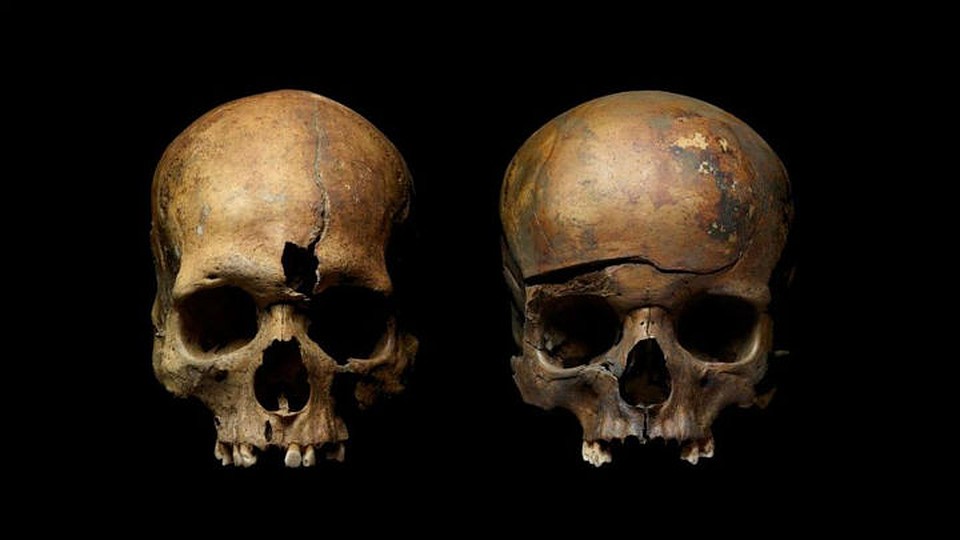 На скелетах нашли рубленые раны. Фото: archaeolog.ru