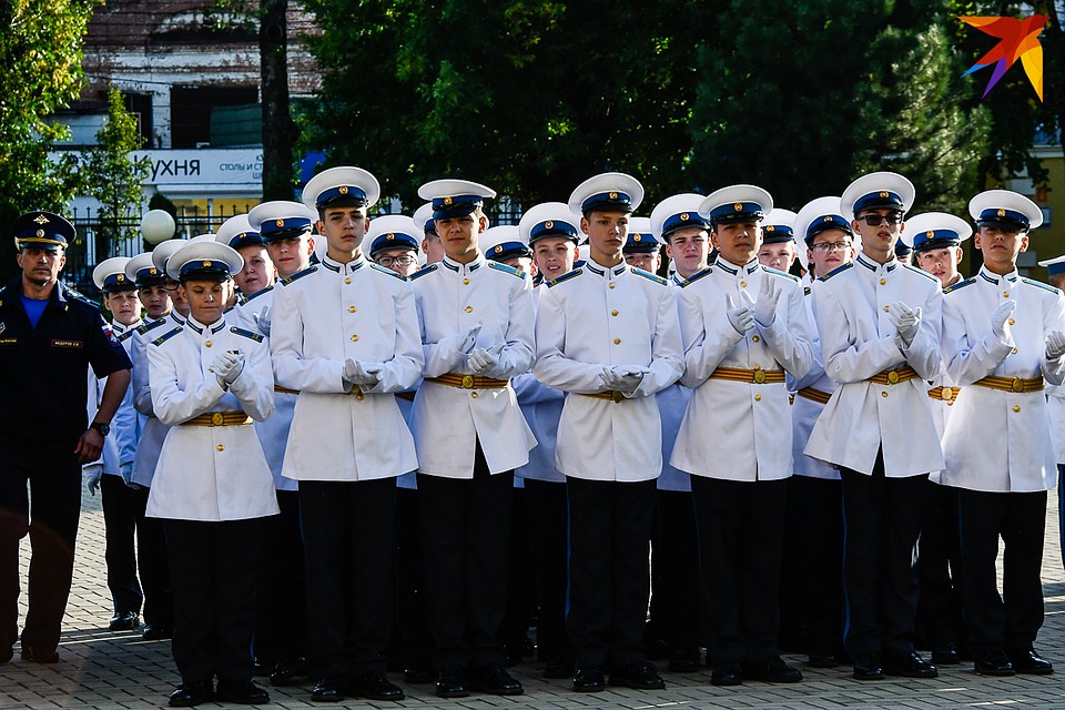 Торжественное открытие бюстов советских полководцев Фото: Кирилл ВЕРШИНИН