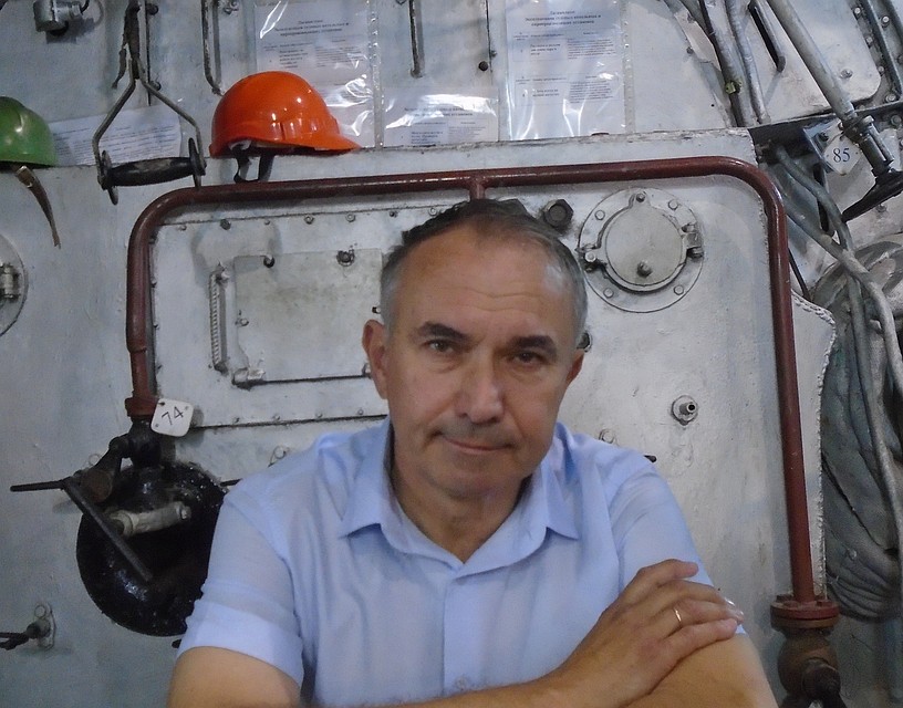 Владимир Очеретяный 40 лет работает в университете. Фото из личного архива.