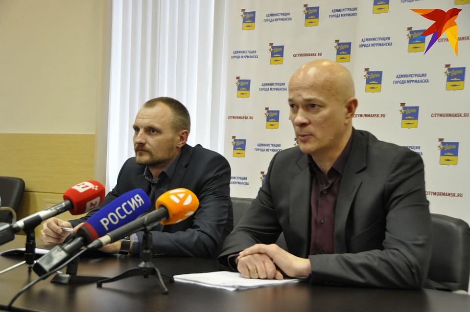 Генеральному директору АО «Здоровье» Андрею Ульянову (слева) уже поступают угрозы по ситуации в громаде. Фото: Мария ПАШЕНКОВА