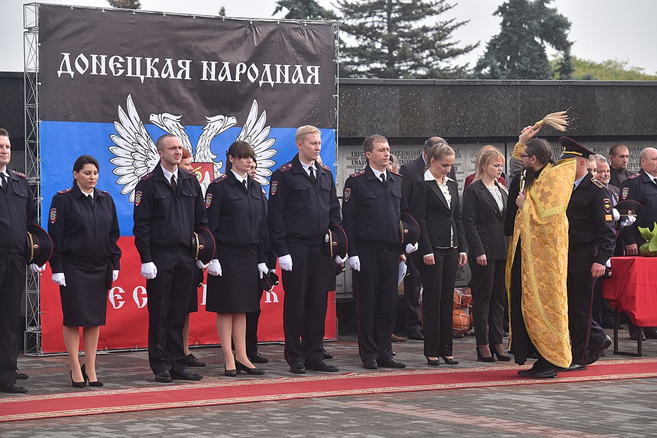 Курсанты Донецкой академии внутренних дел приняли присягу на верность народу Республики. Фото: Официальный сайт Главы Республики