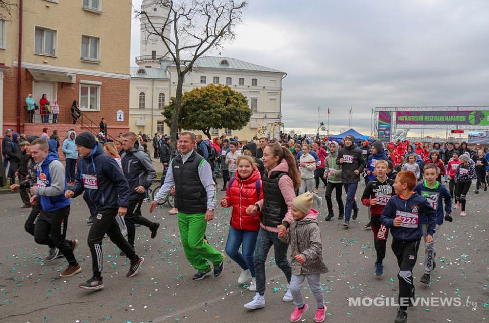 Всего в забегах приняли участие более 5 тысяч человек. Фото: mogilevnews.by