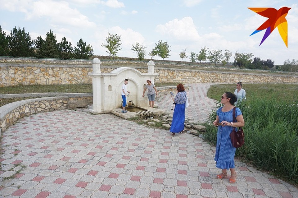 Источник за селом Фото: Наталья СИНЯВСКАЯ