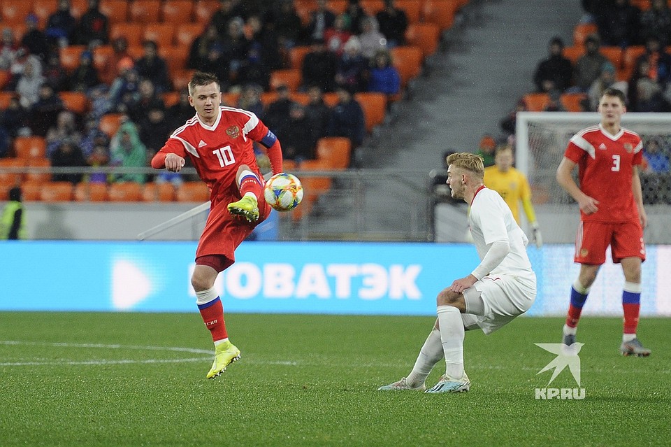 Итоговый счет - 2:2 Фото: Алексей БУЛАТОВ