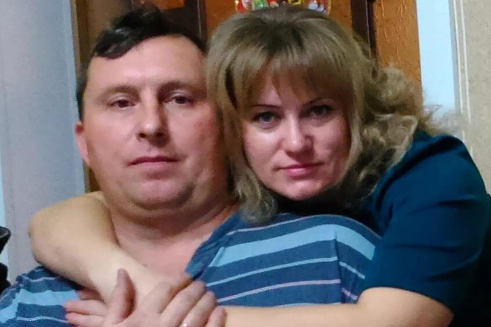 Алексей с трудом переживает смерть любимой супруги.