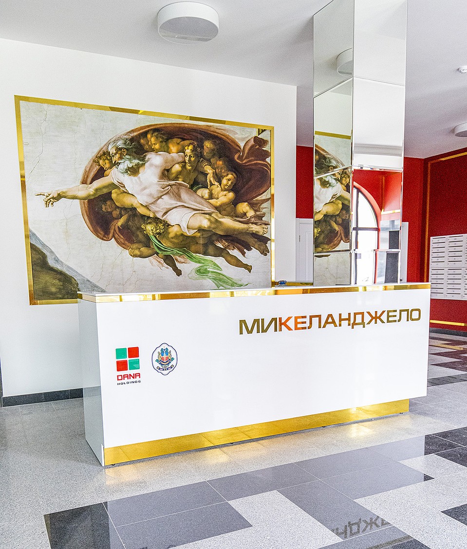 Дизайнерское лобби дома «Микеланджело».