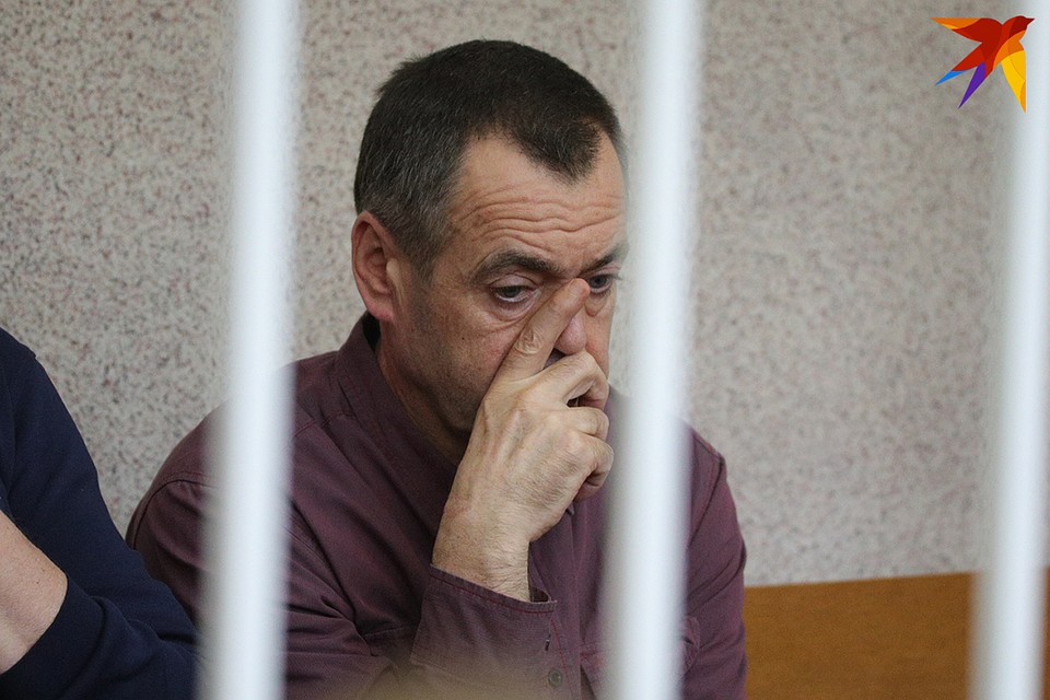 За решеткой сидит гендиректор предприятия «Белфармация» Вячеслав Гнитий. Фото: Святослав ЗОРКИЙ