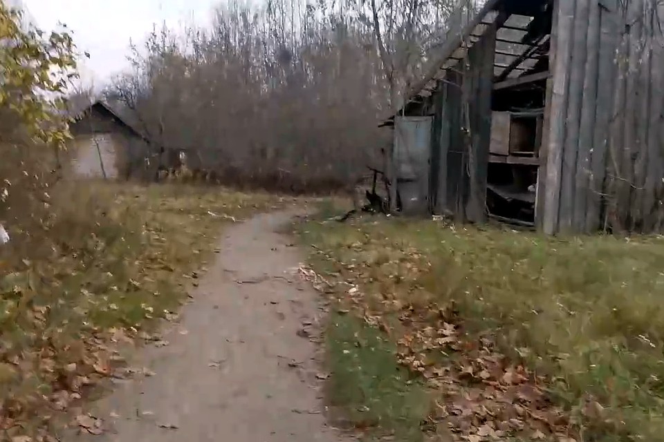 По этой дороге ежедневно ходят дети, которых родители не могут отвезти в школу на машине. Фото: Юлия Кузнецова.
