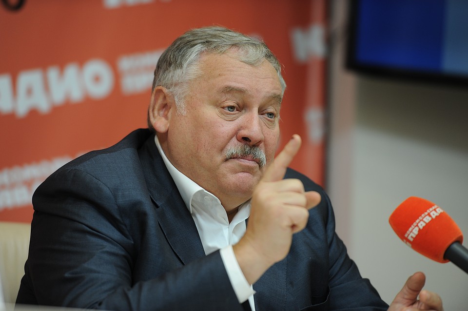 Константин Затулин: «Не надо думать, что соотечественники возвращаются в Россию за пенсиями. Пенсионеров среди них всего 6%. Остальные - трудоспособные люди и дети. Это будущее страны». Фото: Иван МАКЕЕВ