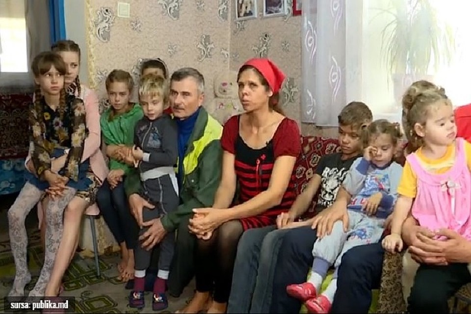 Многодетная семья должна вернуть государству 6 тысяч леев (Фото: скриншот).
