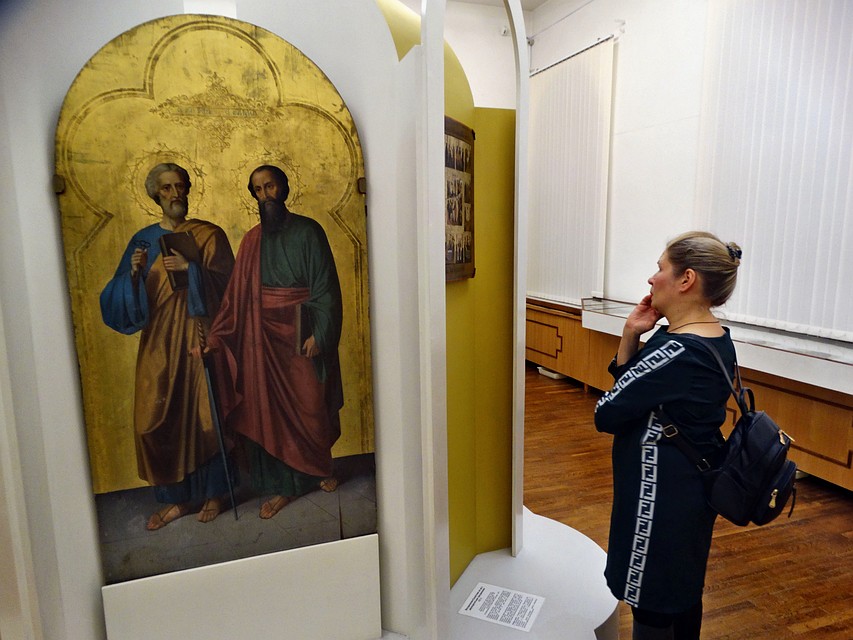Многие воспользовались шансом и обошли все экспозиции Фото: Дарья ЮДИНА