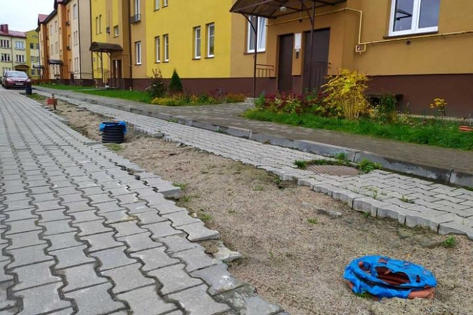 С тротуарами в Ласкино тоже проблемы.