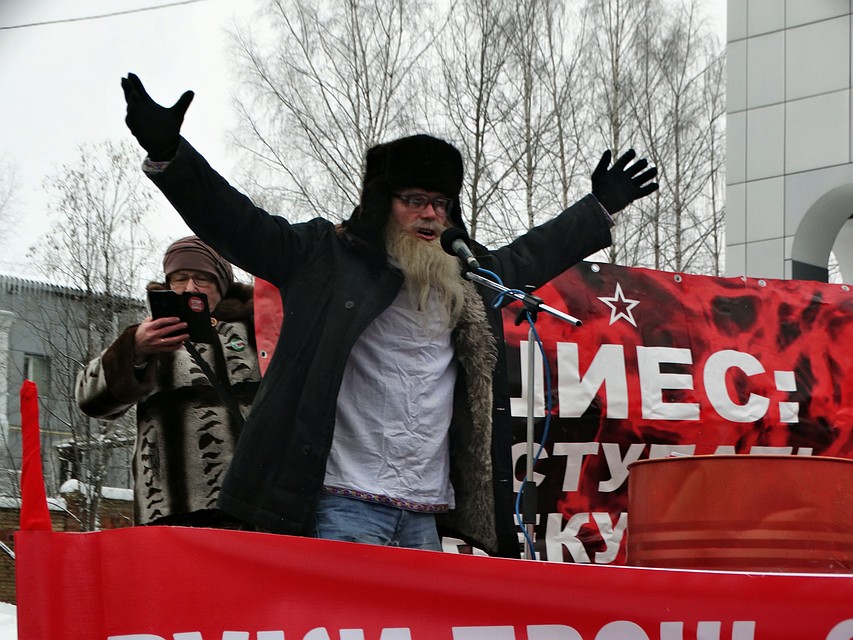 На митинг приехал известный блогер Дед Архимед Фото: Дарья ЮДИНА